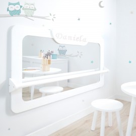 Cama Montessori Blanca con juguetero y rampa - Nombre personalizado