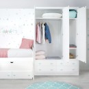 Habitación Infantil Compacto Lineal - Detalle armario abierto 