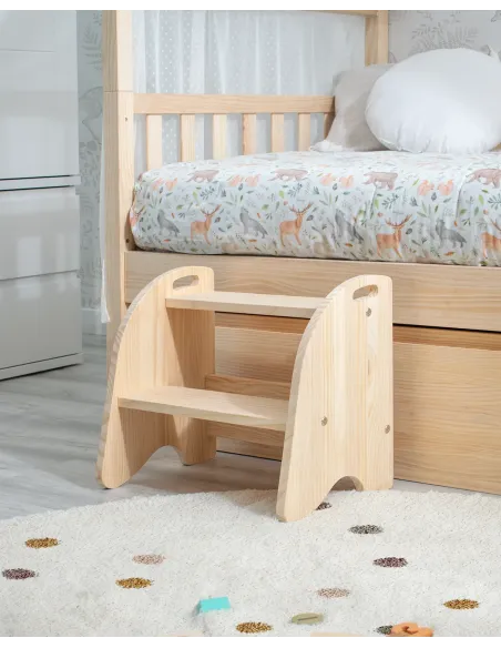 Escalera infantil de madera