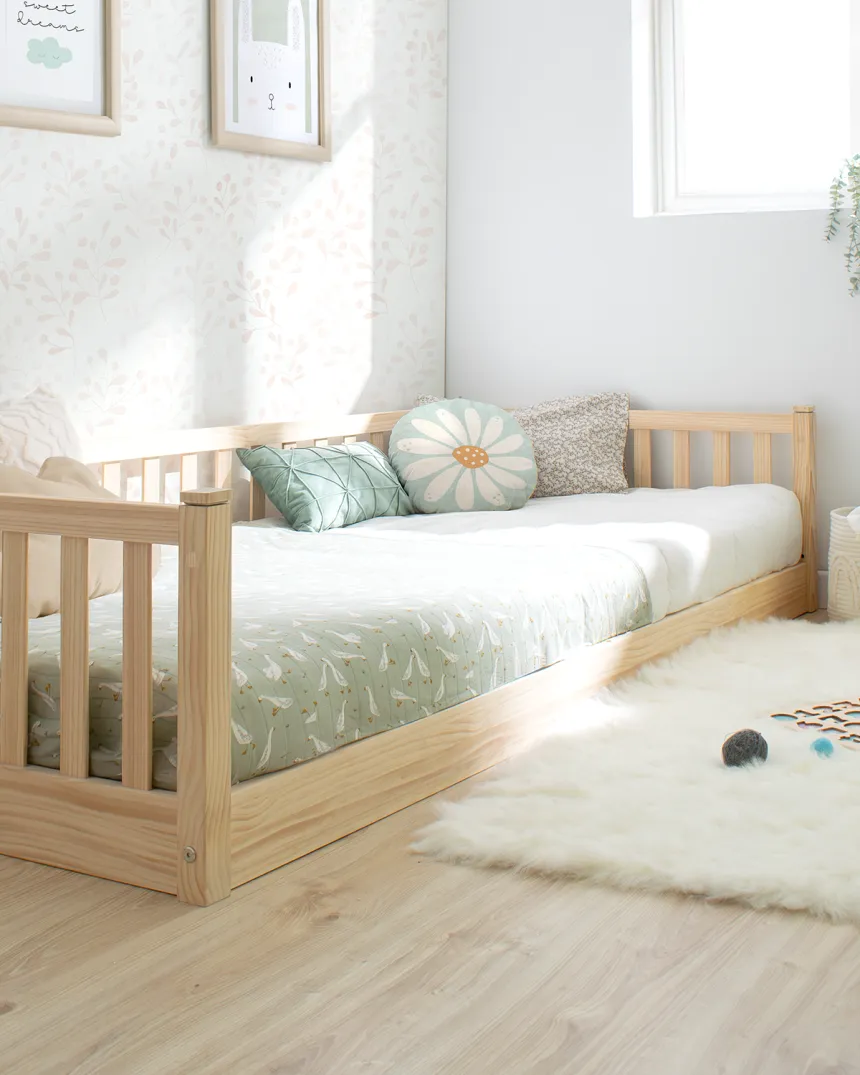 Cama Montessori cabaña con barrera | Novedades camas casita