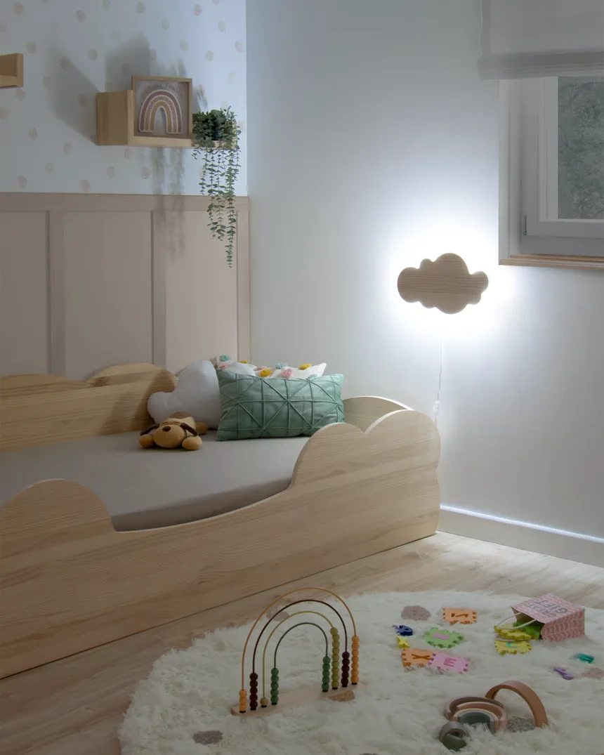 Cama Montessori Nube madera natural 2