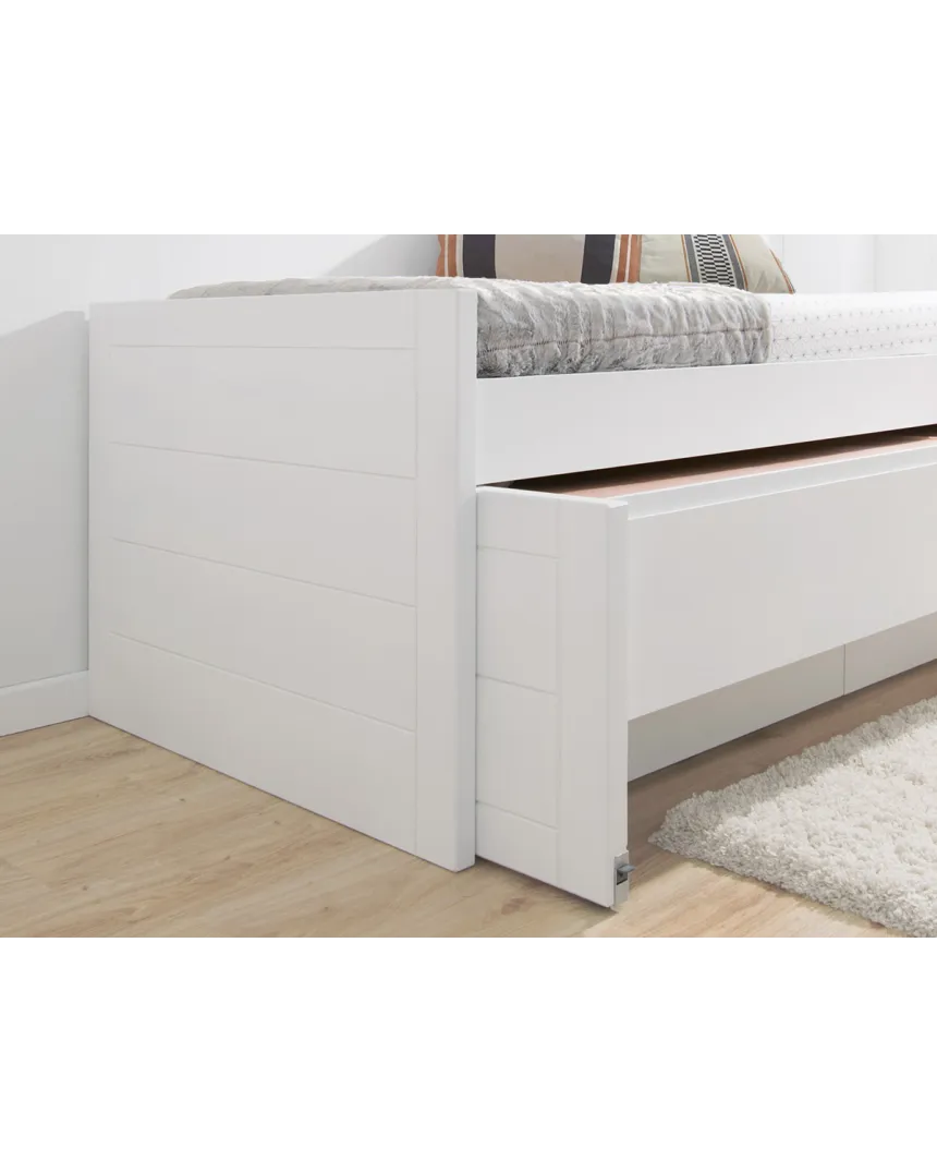 Habitación para hermanos con cama y zona de estudio doble / Promo