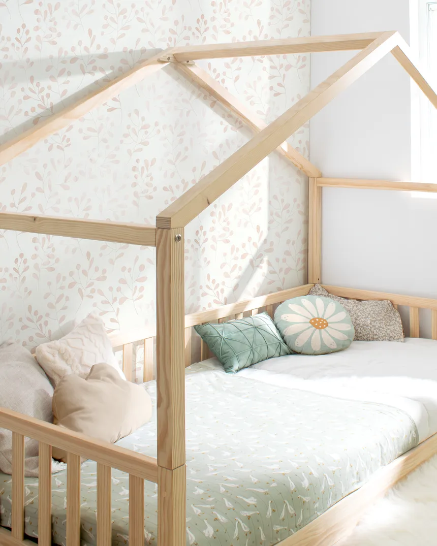 Cama Montessori cabaña con barrera | Novedades camas casita