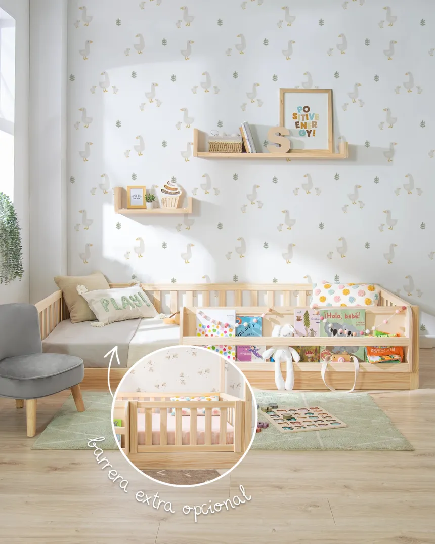 Cama Montessori con librería madera natural | Habitación Montessori